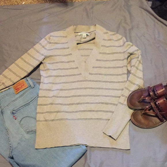 Banana Republic Sweaters - Banana Republic V-Neck sweater